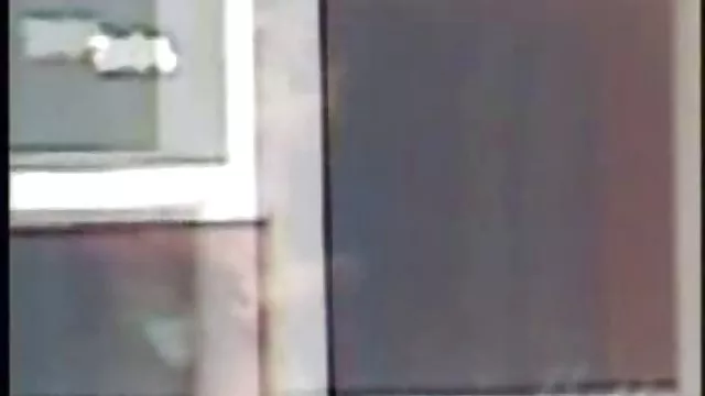الجنس أي تسجيل الرجال على الركبتين تباع سكسي ايطالي مترجم