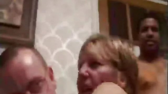 الجنس أي تسجيل سونيا سكسي مترجم بنات حقيبة