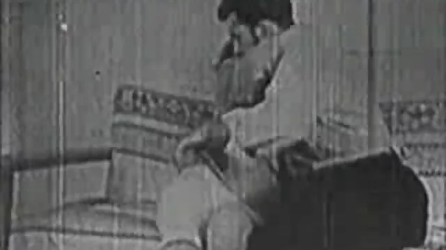 الجنس أي تسجيل شقراء M. I. L. F. سكسي مترجم بالعربيه ALT