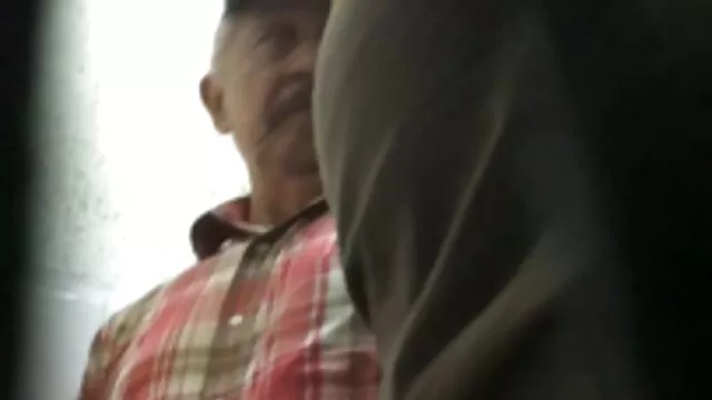 الجنس أي تسجيل هيئة جوردي سكسي مترجم جميلة طويلة و رقيقة